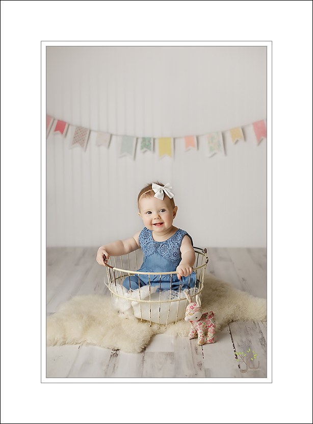 Gig Harbor baby milestone photography